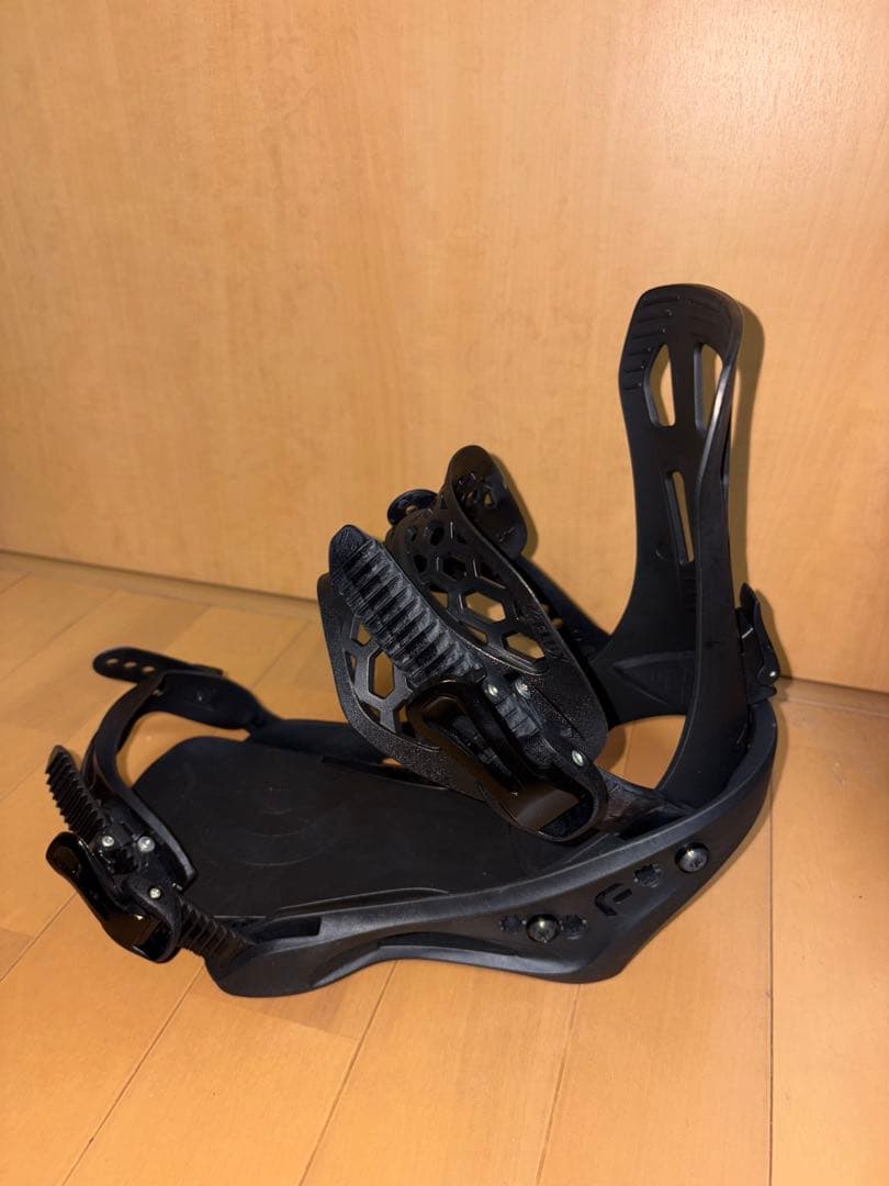 FLUX EM スノーボードビンディング　Mサイズ