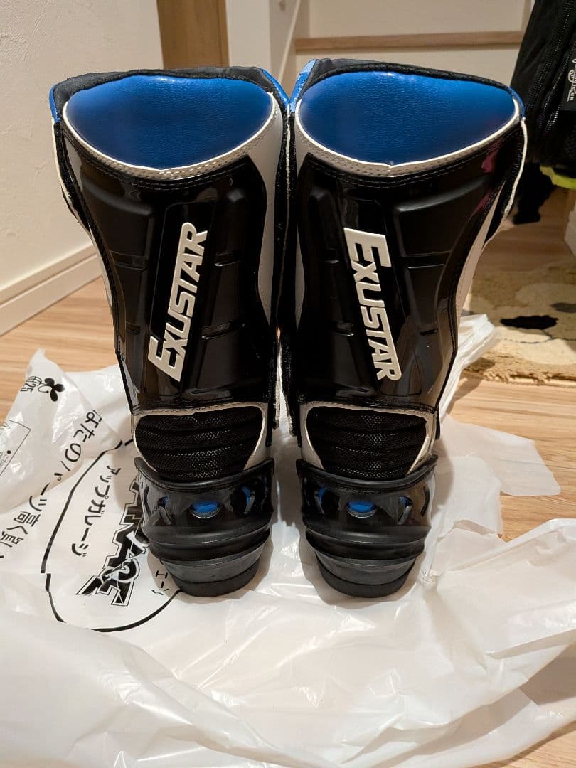 【送料無料】レーシングブーツ　レーシングシューズ　26cm