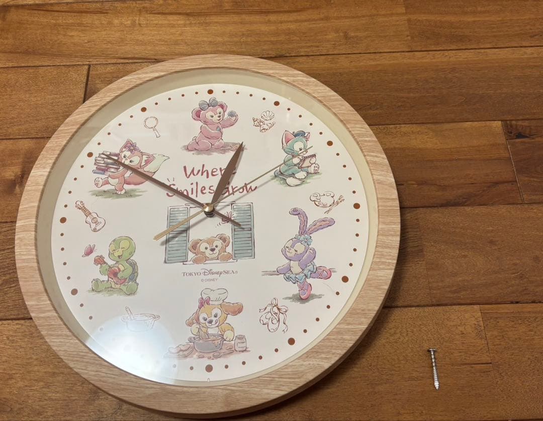 ★希少★新品★ダッフィー&フレンズ　Where Smiles Grow 掛け時計