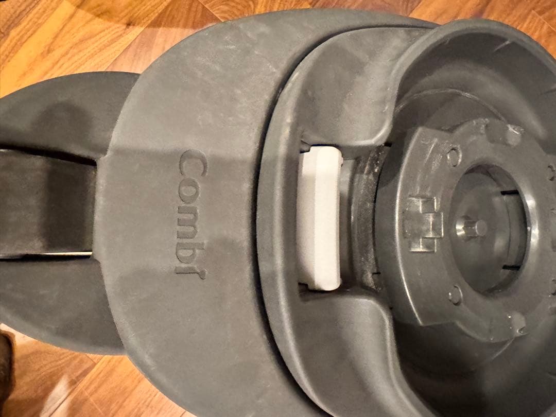 コンビ THE S Air ISOFIX エッグショック CG-TRL