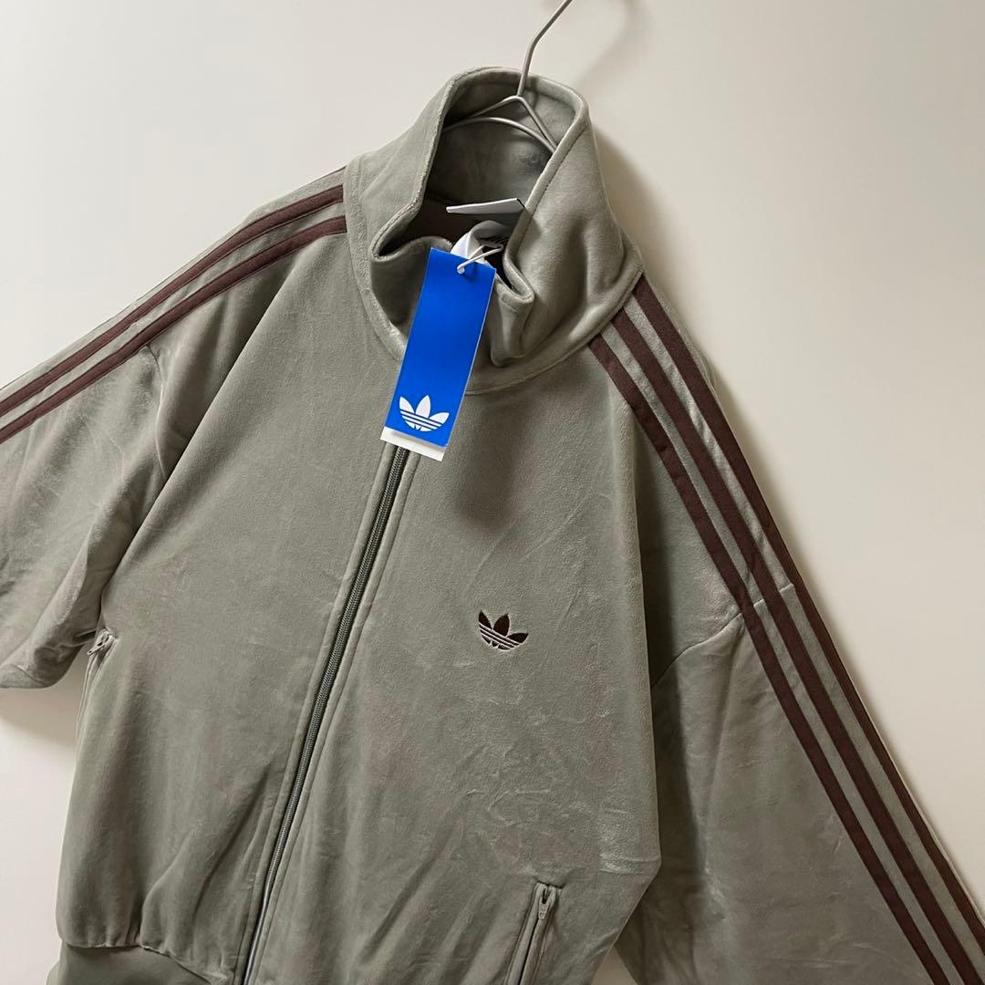 新品2XL◼️アディダス ベロアトラックトップ ベージュ ジャーナル