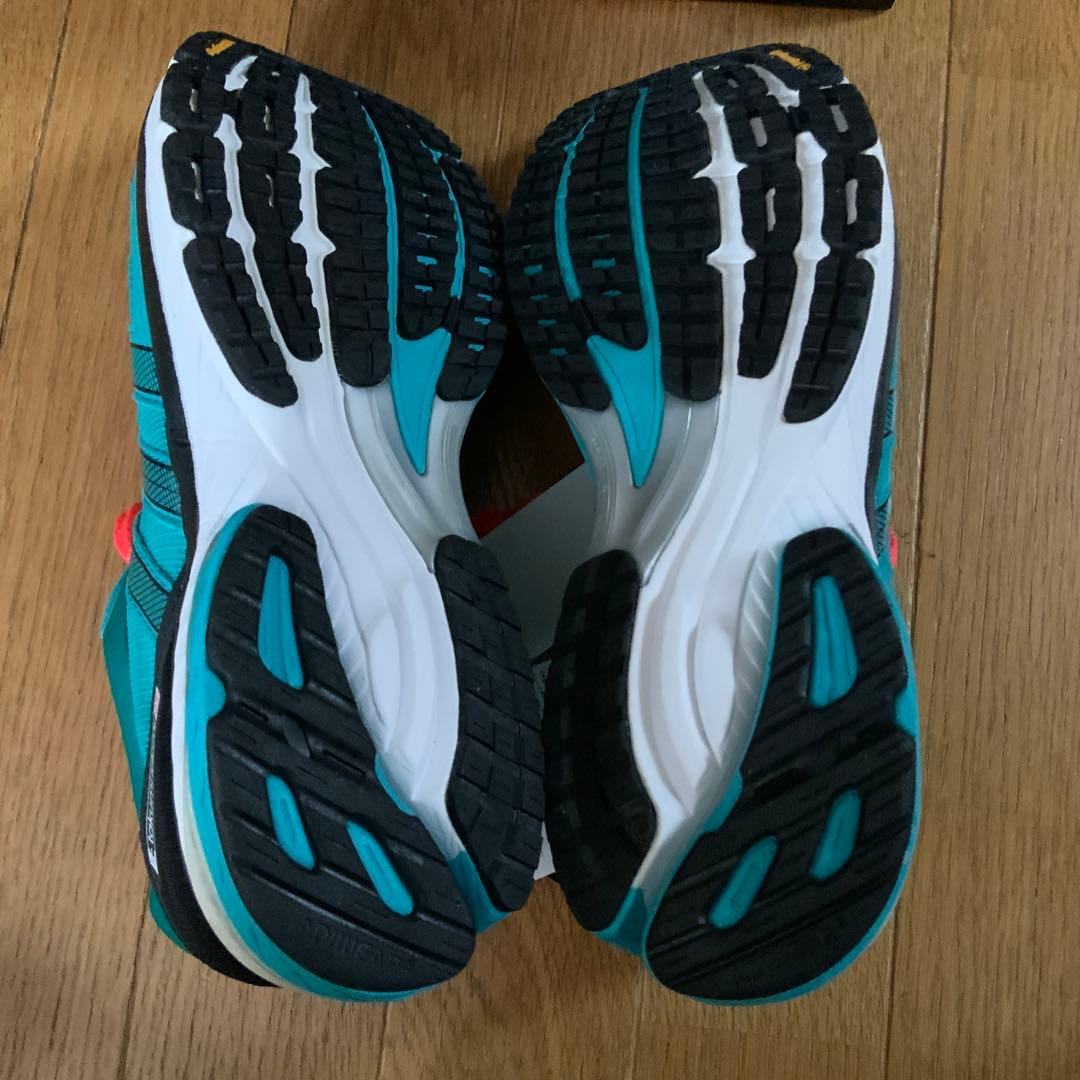 adidas タクミイドミ　青学カラー