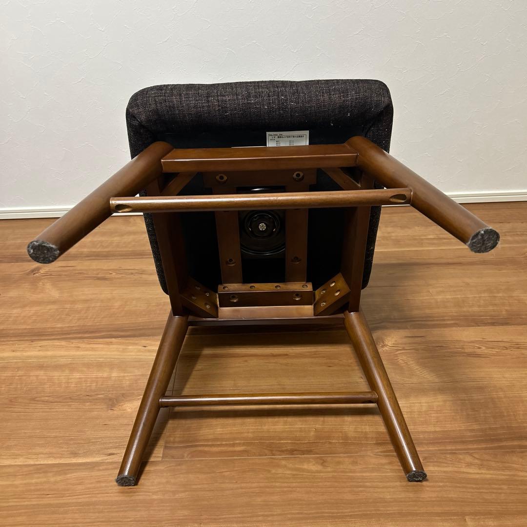 【美品・送料無料】ニトリ　回転式ダイニングチェア（ライジング）