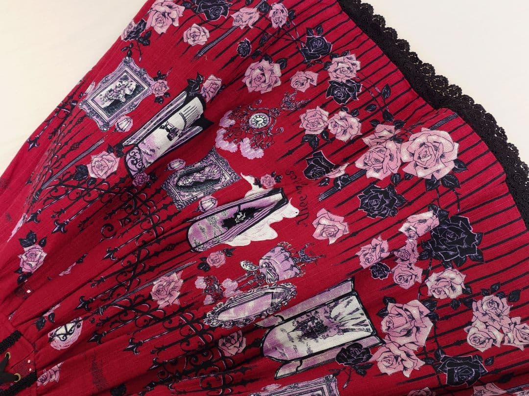 ALICE and the PIRATES　Vampire Prelude柄　赤