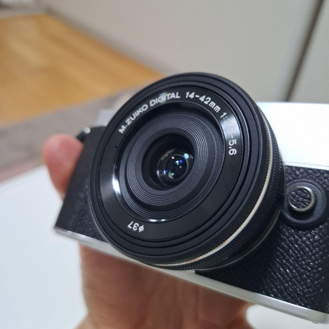 OLYMPUS PEN E-P7 レンズキット