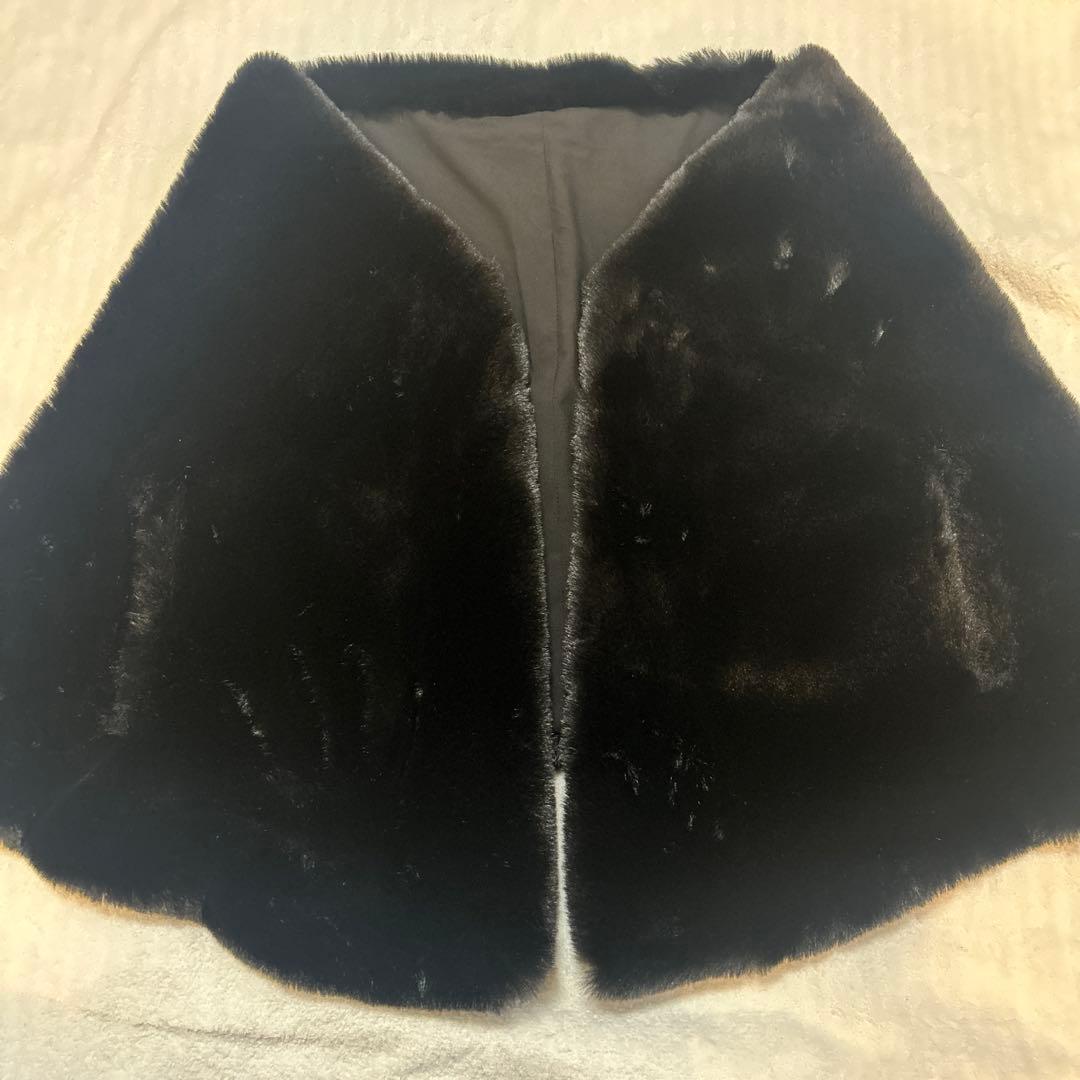 未使用 タグ付き JENNE ジェンヌ リッチボリュームファーケープ ブラック