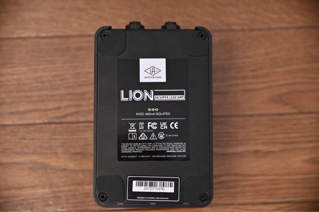 ギター UAFX LION