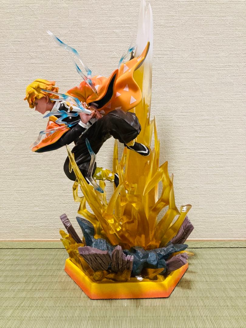 最終値下げ　鬼滅の刃　我妻善逸　ガレージキット　スタチュー