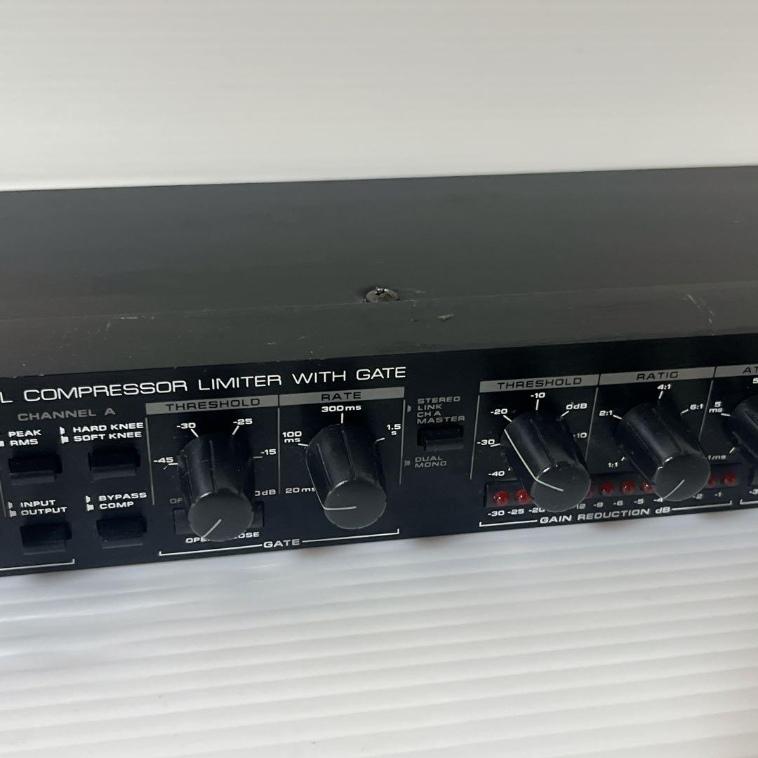 Alesis アレシス　3630 Compressor 現状品
