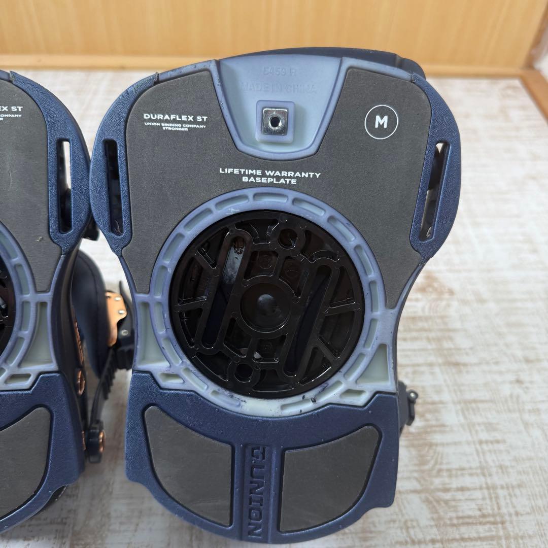 未使用　UNION TRILOGY スノボ ビンディング Mサイズ スノーボード