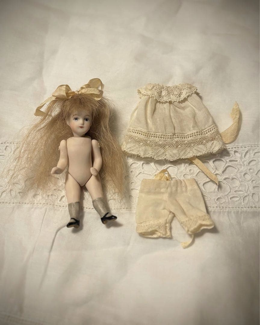 ミニョネット*ミニチュアビスクドール9cm