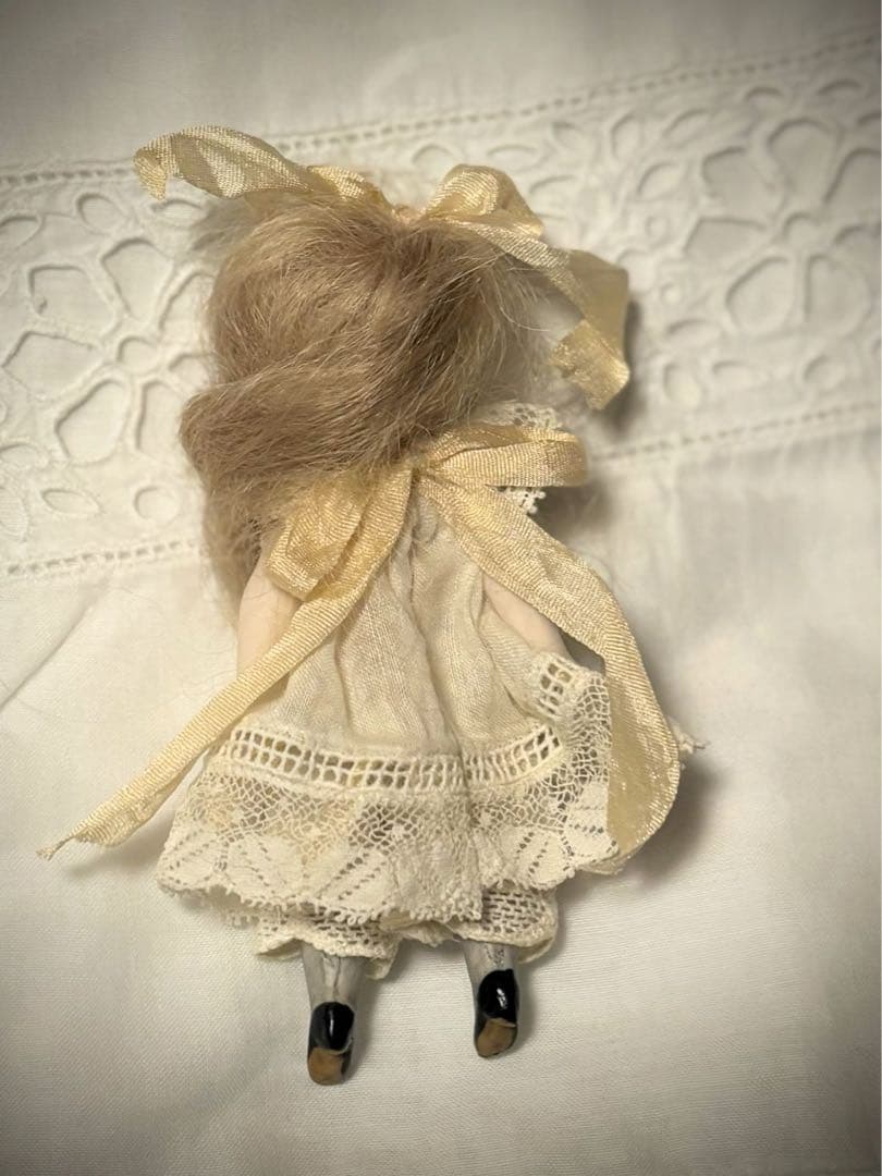ミニョネット*ミニチュアビスクドール9cm