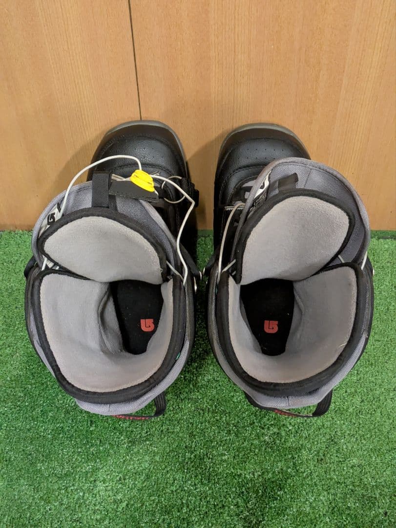 Burton　スノーボードブーツ　TRIBUTE 25.5cm【男性用】