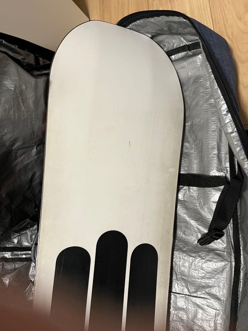 BATALEON スノーボード 赤/オレンジ/黒