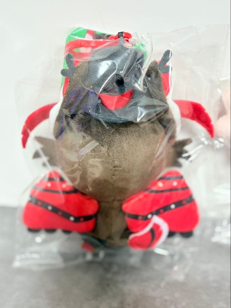 レア　ハズビンホテル　おすわりマスコット　エンジェル　ハスク　完売　ぬいぐるみ