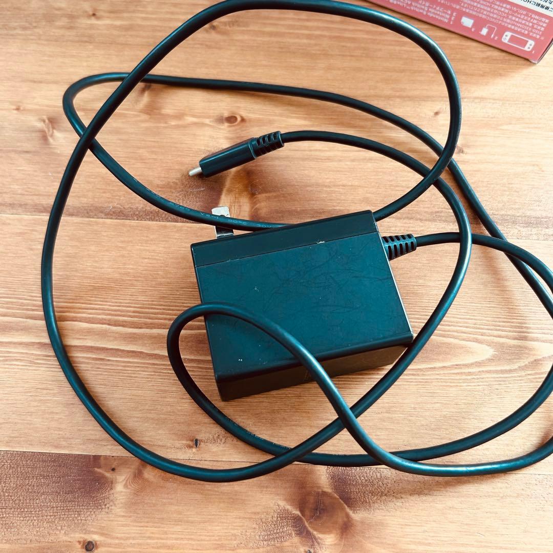 Nintendo Switch Lite コーラル 充電器付き　箱付き