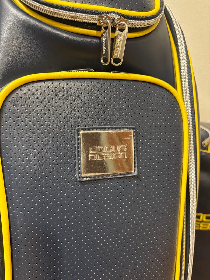 DOCUS designドウーカスデザイン アスリートプロモデル キャディバック