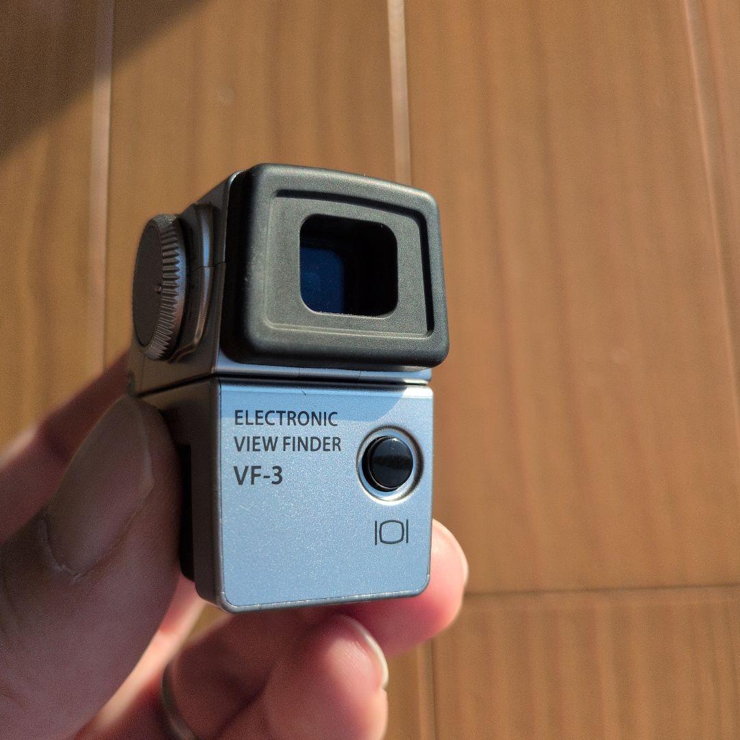 OLYMPUS E-P3 ホワイト ミラーレス一眼　ツインレンズキット　EVF付