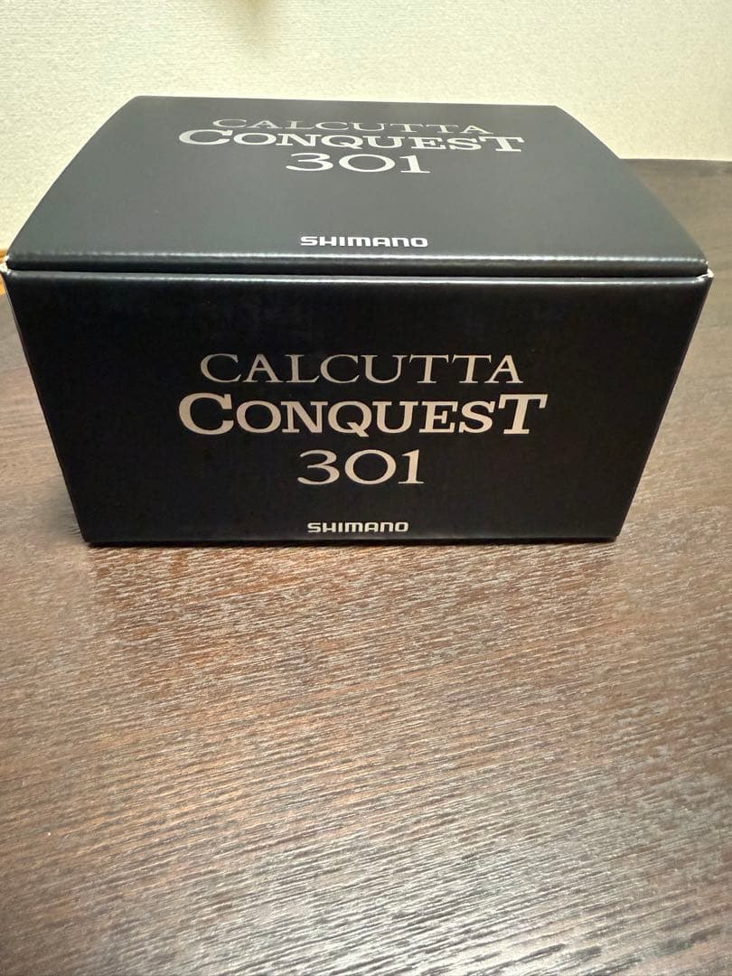 シマノ　18カルカッタコンクエスト301 左巻き