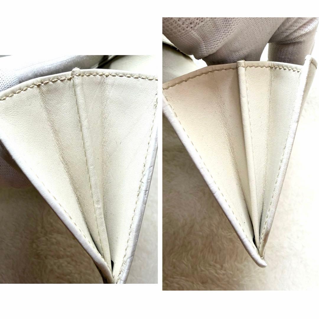 GUCCI グッチ　ホワイト 三つ折り財布　長財布　レザー　Wホック