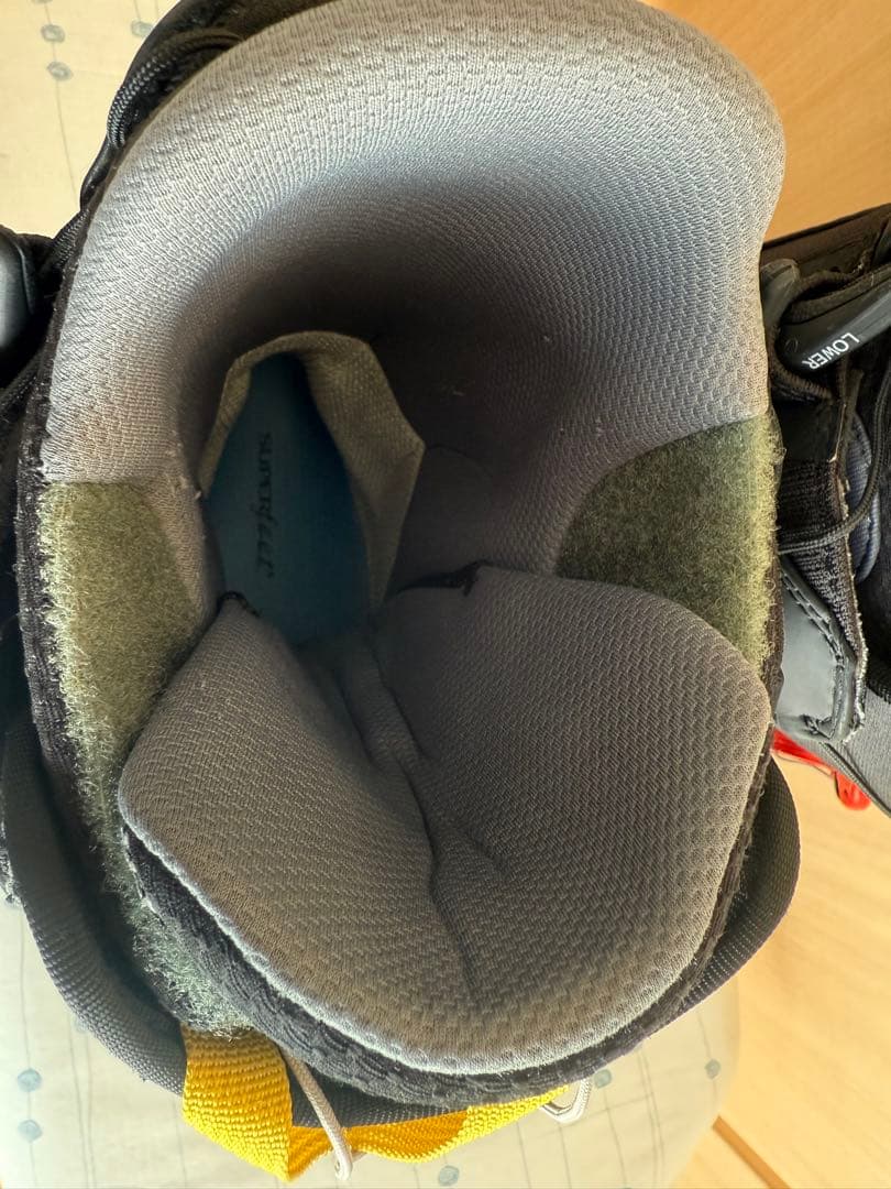 BURTON ION アジアンフィット PIRELLI 27.0cm 軽量