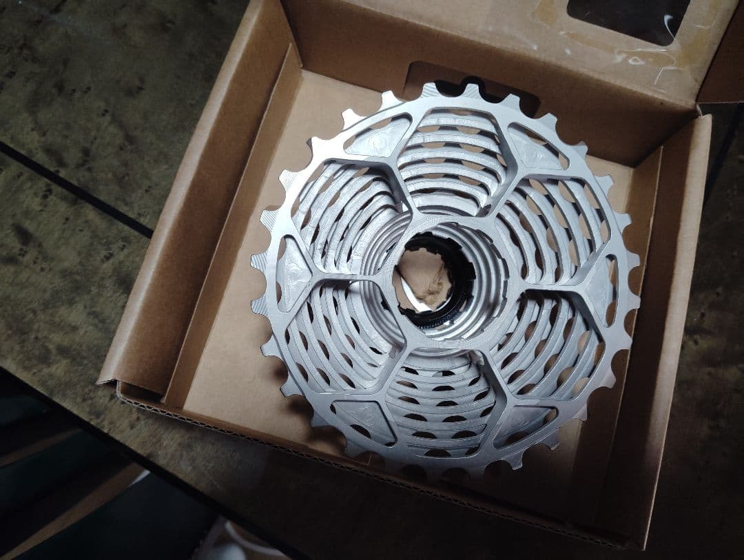 スプロケット ハニカム構造 シルバー