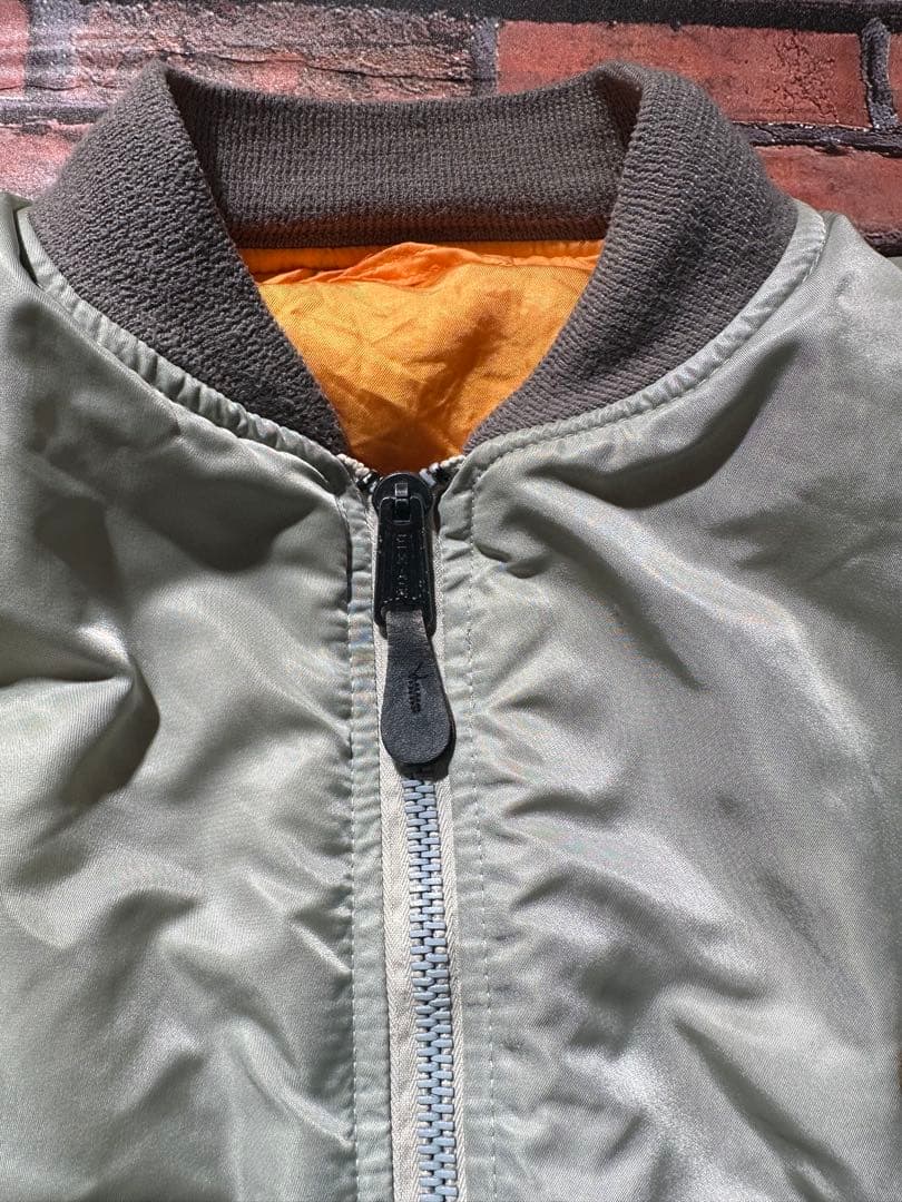 年末限定値下げ AVIREX MA-1 90s USA アーチロゴ