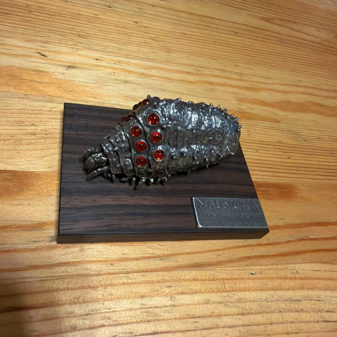 ジブリ美術館限定 オリジナル 風の谷のナウシカ 王蟲 青 赤眼 - メルカリ