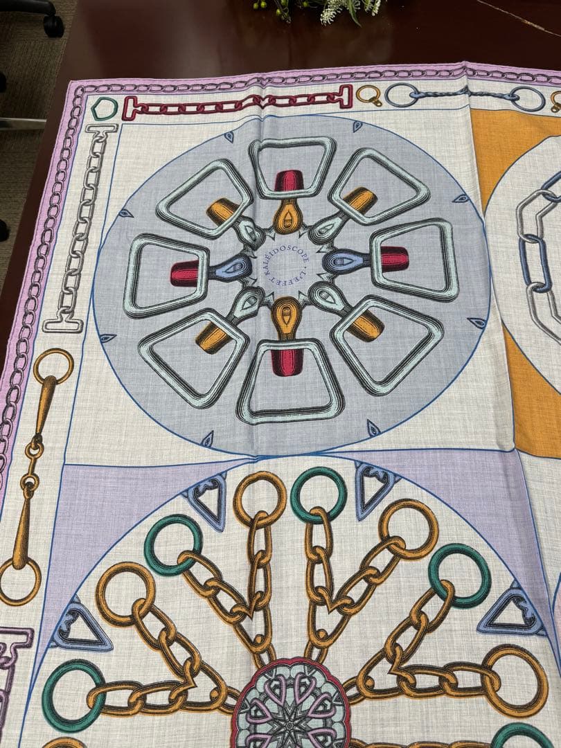 Rieエルメス　カレジェアン（カレイドスコープ・エフェクト）　カシシル