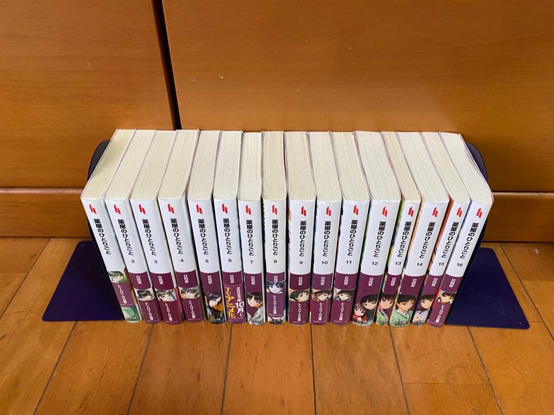 薬屋のひとりごと　ライトノベル　　（1〜16巻）