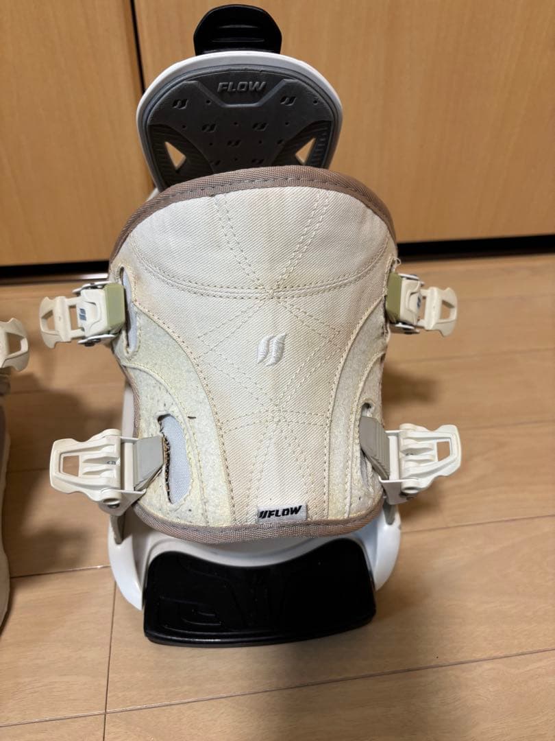 flow amp スノーボード ビンディング