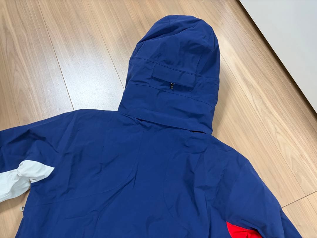 ★定価10万★お洒落　ゴールドウィン　スキーウエア 上下セットSAJ デモ技術選