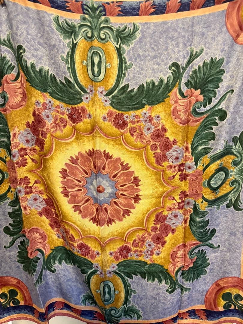 イタリア製 カシミヤ50%✖️シルク50% 大判スカーフ