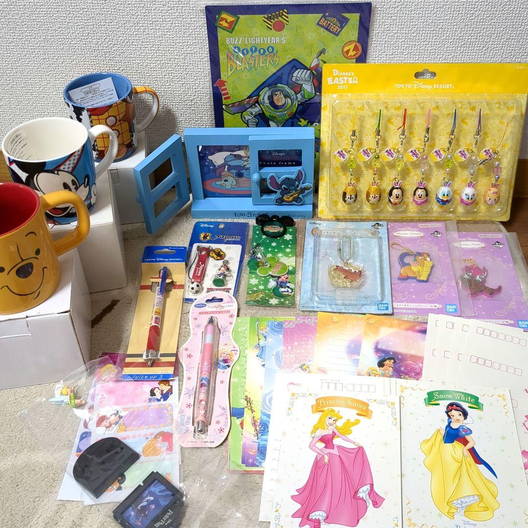 ディズニーグッズまとめ売り - メルカリ