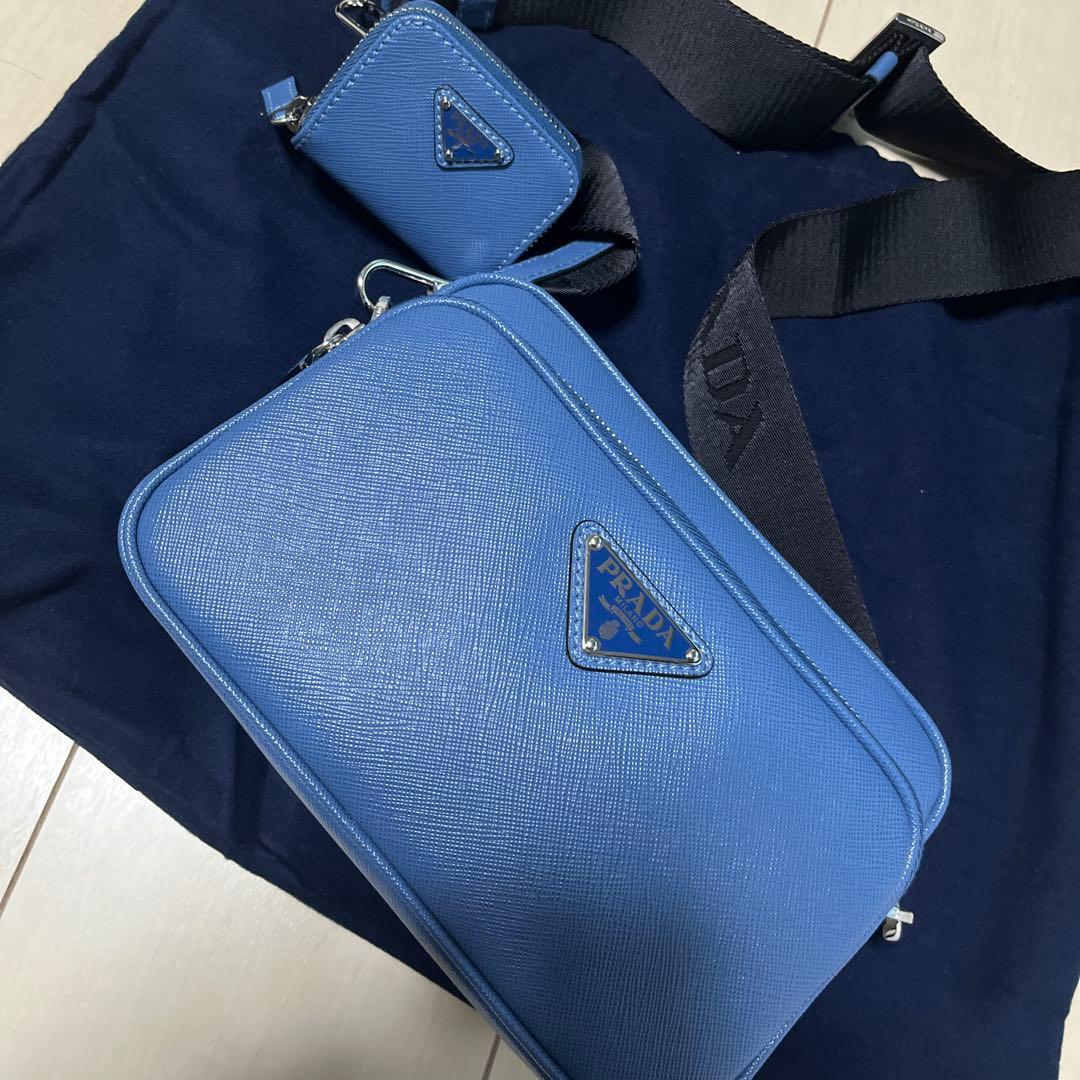 PRADA サフィアーノレザー ショルダーバッグ 2VH170