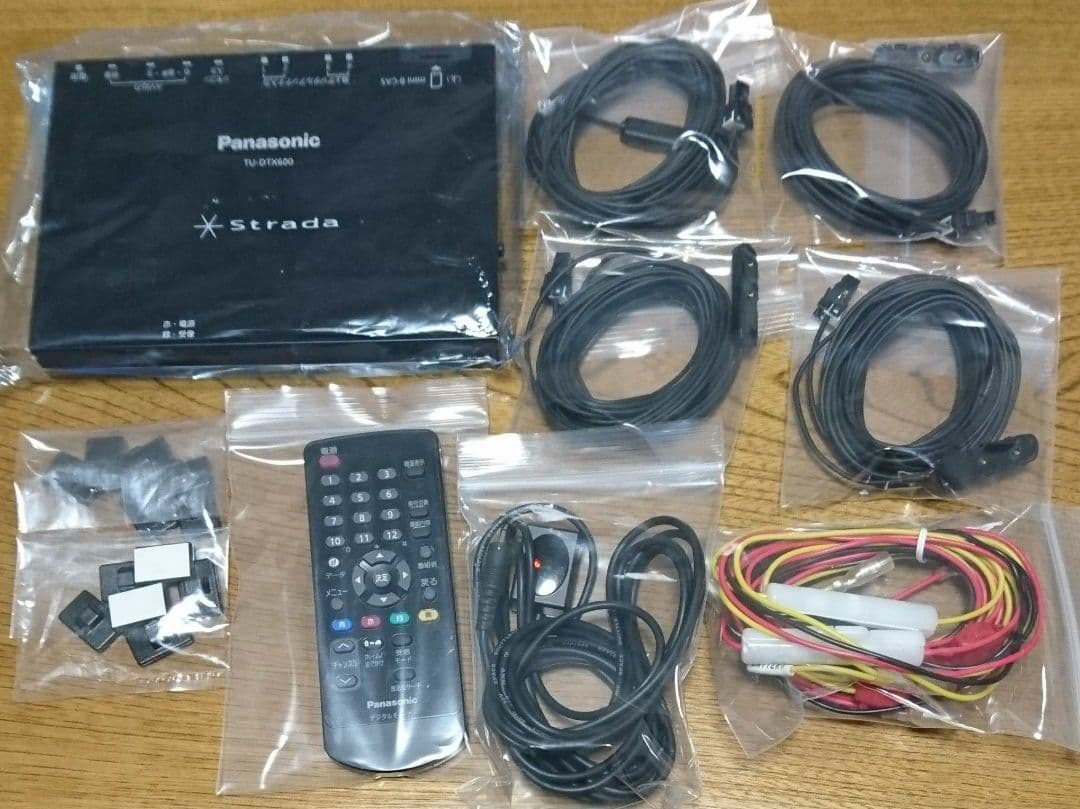 Panasonic TU-DTX600 車載デジタルチューナー