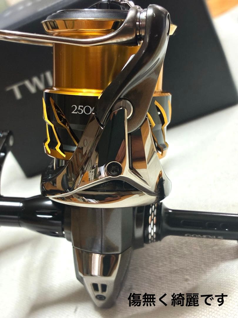 【極美品】シマノ リール 20ツインパワー2500SHG【ダブルハンドル仕様】