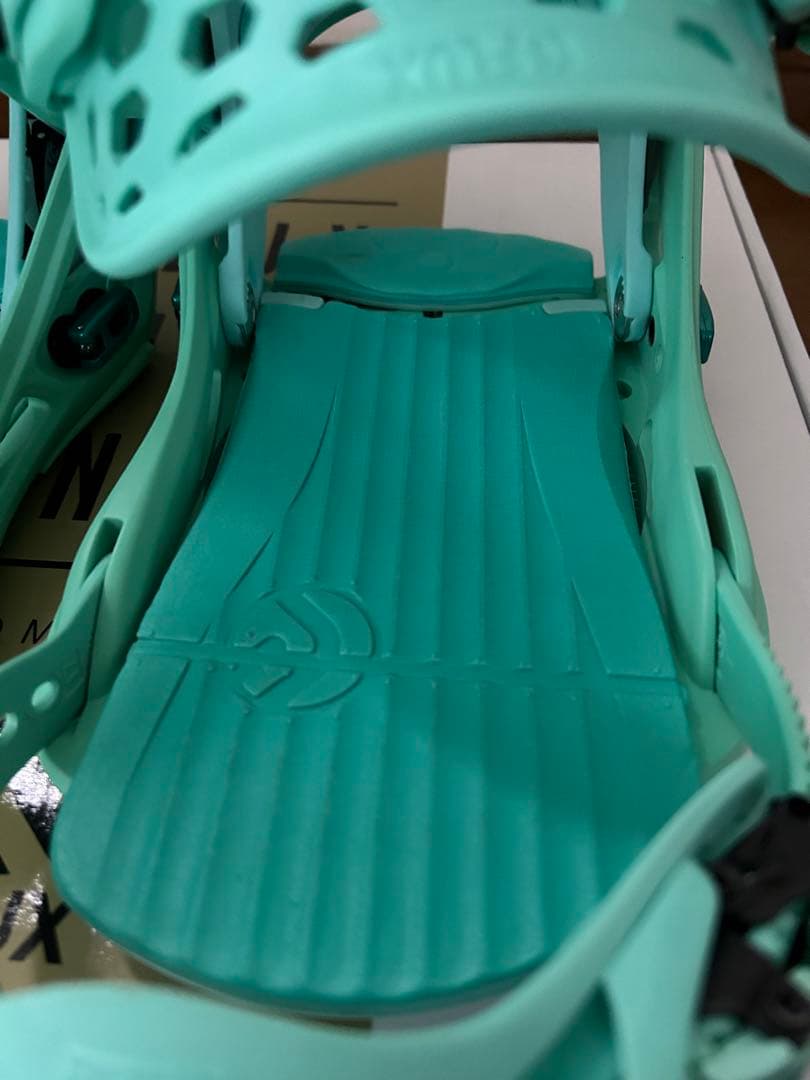 ほぼ未使用❤️限定モデル❗️FLUXビンディングGS、JAMES HAUNT