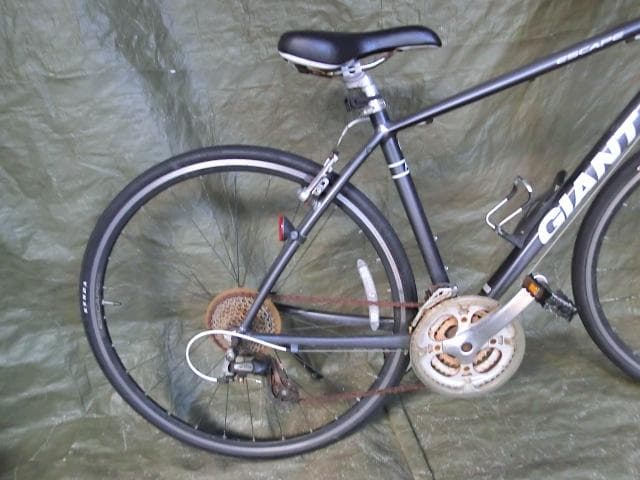 42：GIANT ESCAPE クロスバイク　ジャンク　引取限定：埼玉県所沢市