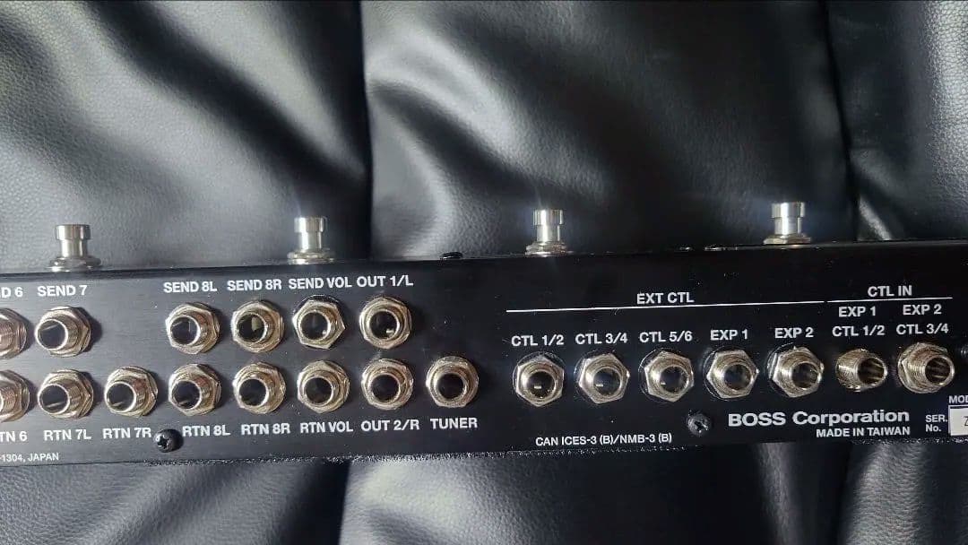 ギター BOSS ES-8