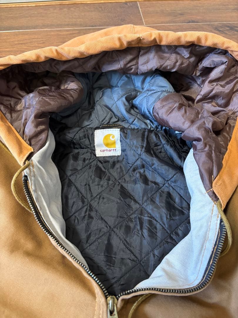 【新年特価】Carhartt パッチワーク フード付きアクティブジャケット