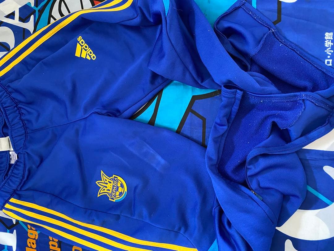 adidas 代表 上下トレーニングウェア