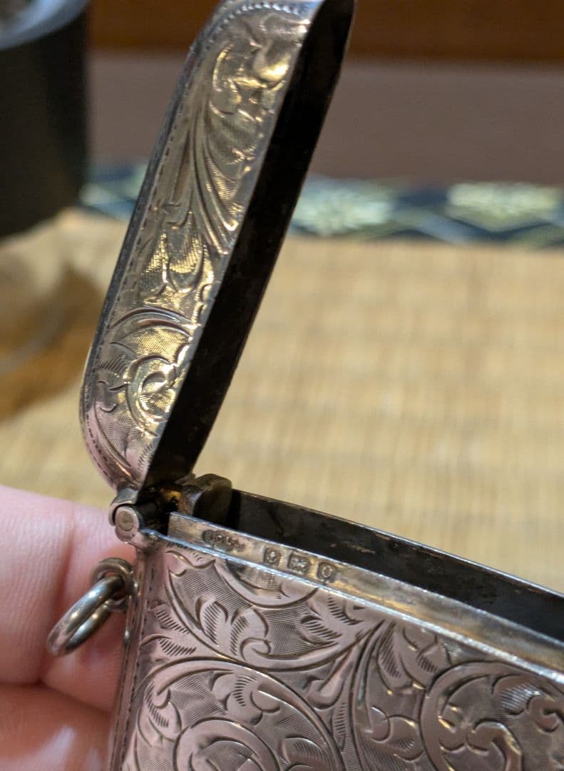 銀製アンティークケース Watson & Burns刻印入り