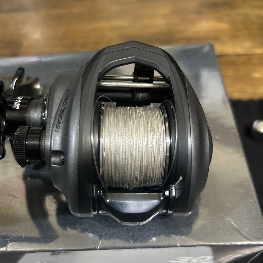 【美品】アブガルシア レボビースト 41-HS-S スタコンハンドル オマケ付き