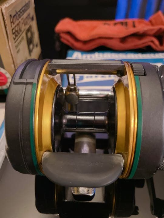 ABU アブガルシア アンバサダー 5600 FL 【新品】