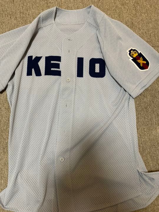 慶應義塾大学体育会野球部ユニフォーム