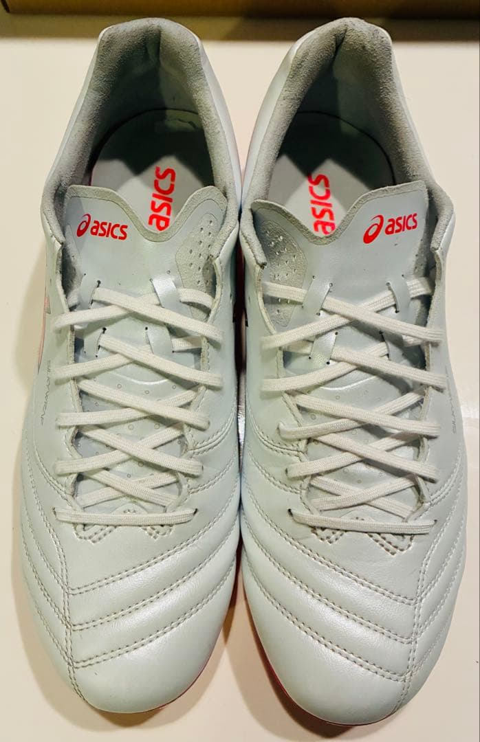 アシックスDS LIGHT X-FLY PRO 3 グリップソックス付き