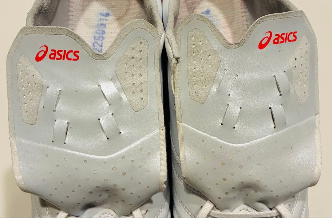 アシックスDS LIGHT X-FLY PRO 3 グリップソックス付き