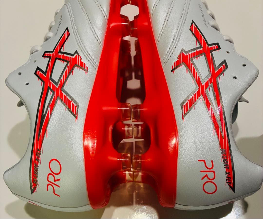 アシックスDS LIGHT X-FLY PRO 3 グリップソックス付き