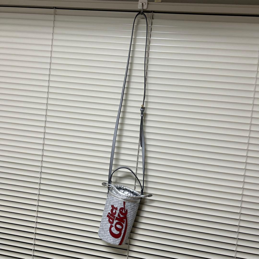 早い物勝ち　レア品　アニヤハインドマーチ コーラ　　バック